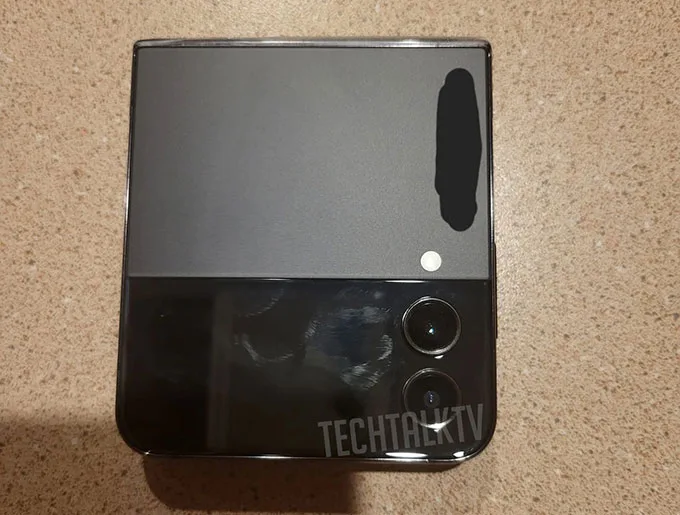 leaked-galaxy-z-flip-4-images-3