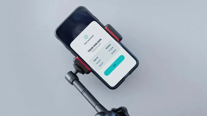 Lợi ích khi sử dụng app chấm công trên điện thoại