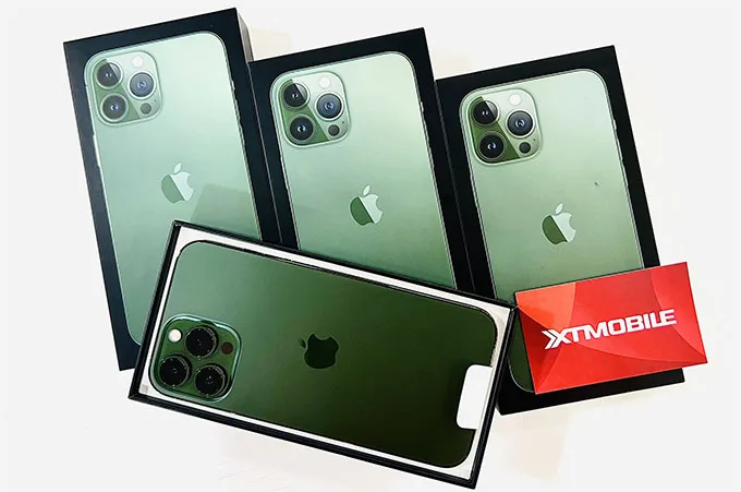 iPhone 13 Pro Max được trang bị 3 ống kính có độ phân giải 12MP