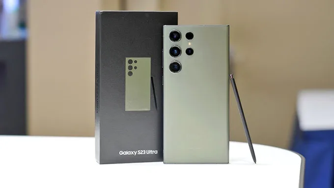 Thời lượng pin cực khủng, dư sức đáp ứng mọi nhu cầu của người dùng