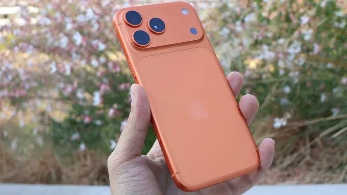 So sánh iPhone 17 Pro Max và Google Pixel 9 Pro XL về thiết kế