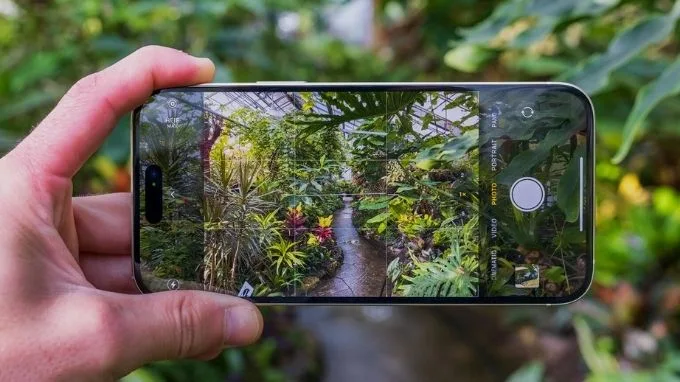 Camera iPhone 15 hỗ trợ tùy chọn thu phóng 2x