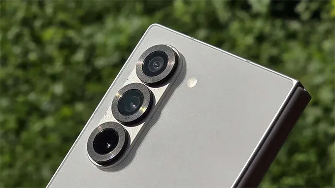 Camera 200MP - Bước nhảy vọt cho Galaxy Z Fold 7