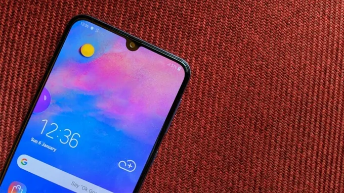Galaxy M30 sở hữu maÌ€n hiÌ€nh U-Infinity rộng 6.4 inch, độ phân giải Full-HD+ trên tâÌm nền Super AMOLED