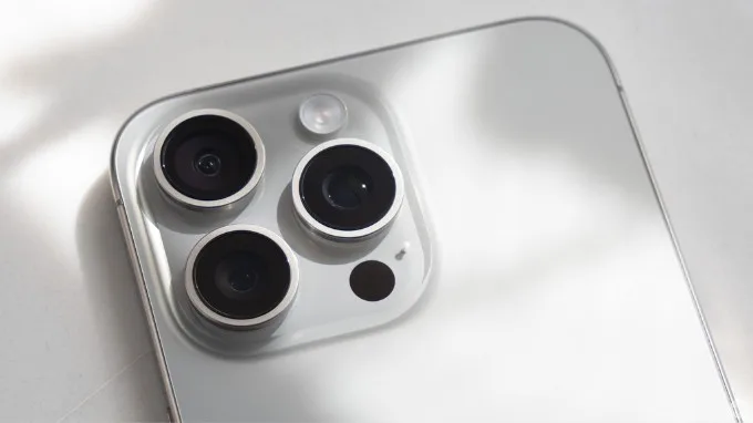 iPhone 16 Pro sẽ được trang bị camera chống lóa