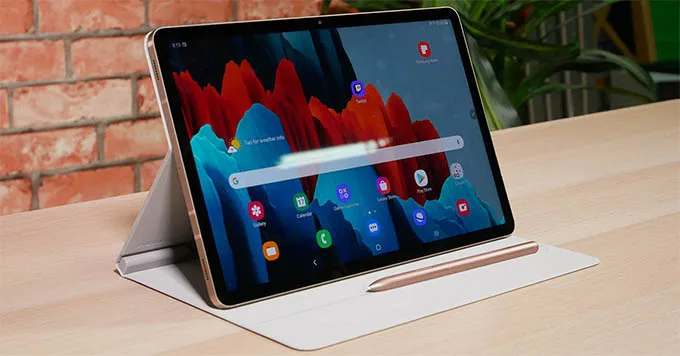 Galaxy Tab S8+ mang đến hiệu suất mạnh mẽ và thời lượng sử dụng pin ấn tượng