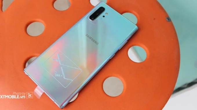Galaxy Note Plus 5G có viên pin lớn hơn