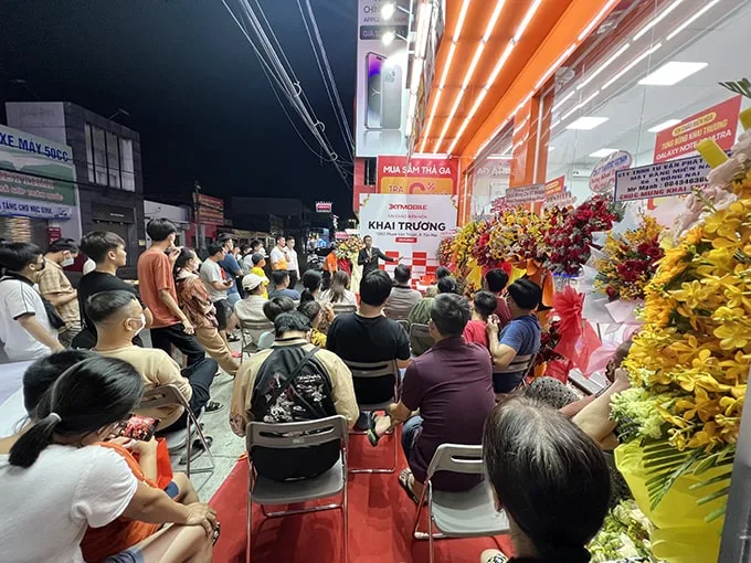 xtmobile-bienhoa-bocthamtrungiphone14
