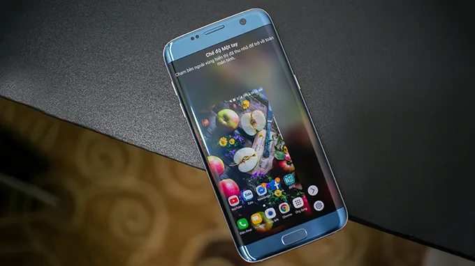phu-phep-man-hinh-cong-galaxy-s7-edge-hien-dai-nhu-s8-s8-plus-7