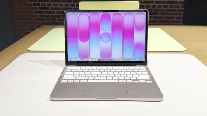 thiet-ke-man-hinh-macbook-neo-xtmobile