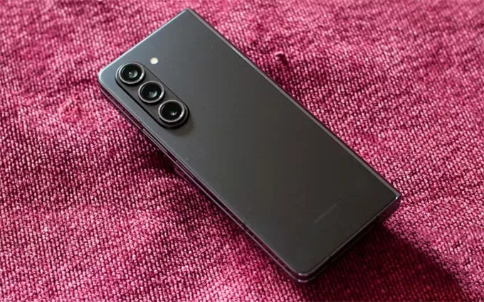 Galaxy Z Fold 6 nên trang bị cảm biến tốt hơn