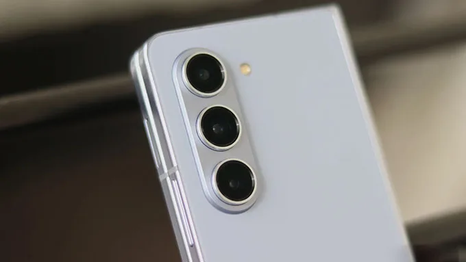 Samsung được đồn đoán đang phát triển một chiếc Galaxy Z Fold 6 Ultra đắt tiền hơn!
