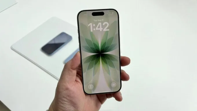 Đánh giá iPhone 17 về màn hình