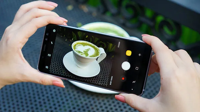 Những cái nhất trên Samsung Galaxy A8