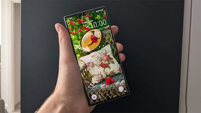 Z60 Ultra Leading Version AI  cung cấp màn hình AMOLED 6,8 inch 