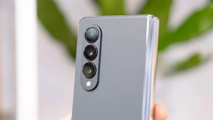 Rò rỉ thông số camera chính của Galaxy Z Fold5