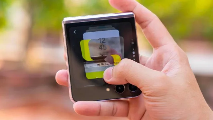 Galaxy Z Flip 5 là điện thoại nhỏ gọn tốt nhất