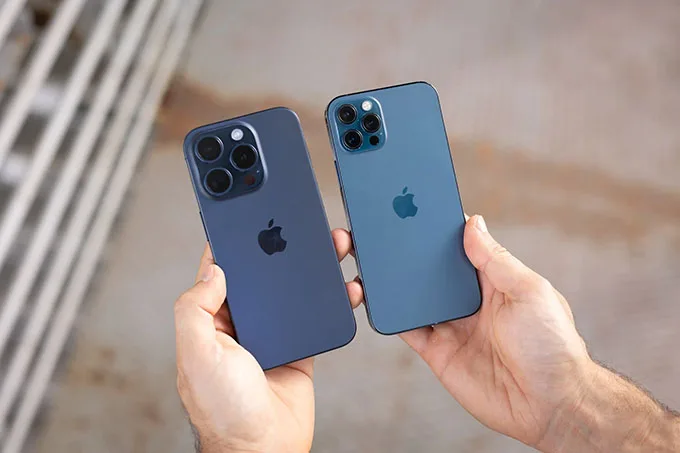 So sánh thiết kế iPhone 15 Pro và iPhone 12 Pro