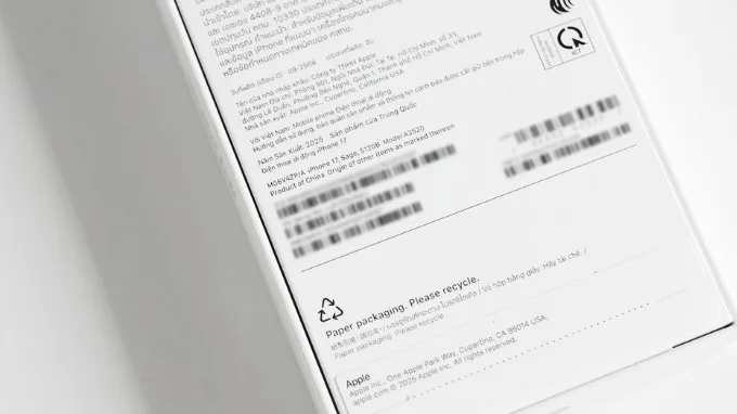 Tìm số IMEI iPhone trên hộp đựng