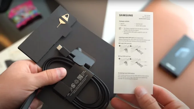 Phụ kiện Galaxy Z Fold6