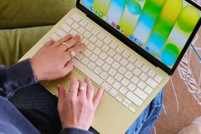 Vì sao cần thiết lập MacBook Neo đúng cách?