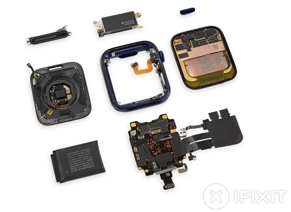 Mổ bụng Apple Watch series 6: Khám phá xem bên trong có gì?