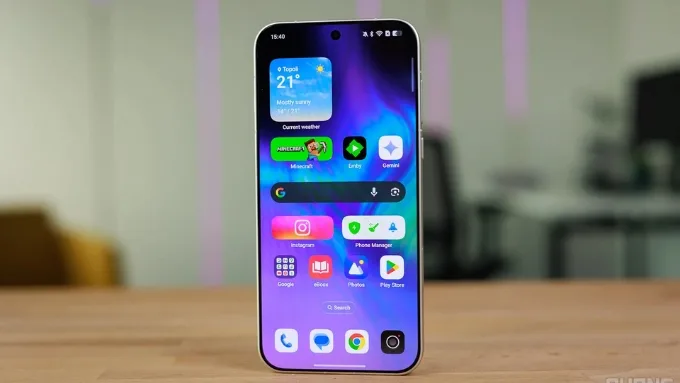 OPPO Find X9 Pro trang bị màn hình OLED LTPO 6.78 inch với độ phân giải 1.5K (1272 x 2772 pixel)