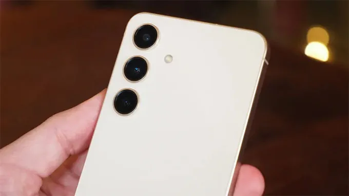 Hệ thống camera của S24 bao gồm 3 ống kính