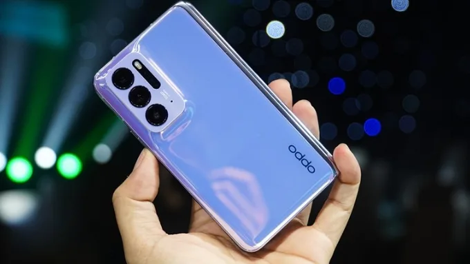 OPPO Find N là dòng smartphone màn hình gập