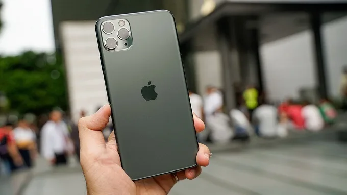 iphone-11-11-pro-va-11-pro-max-co-ho-tro-sac-nguoc-khong-day-khong-2