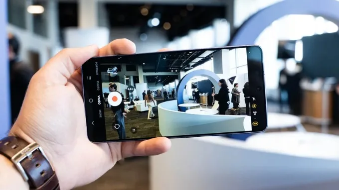 Về quay video, Galaxy S26 Ultra đẩy mạnh Nightography