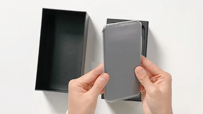Bộ sản phẩm bao gồm chính chiếc Huawei Mate 70 Air