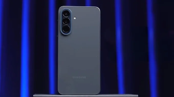 Galaxy A37 5G màu Xám than (Awesome Charcoal)