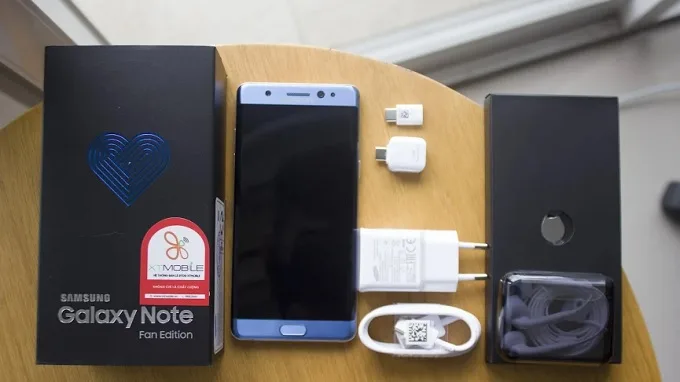 Galaxy Note FE kèm phụ kiện đầy đủ