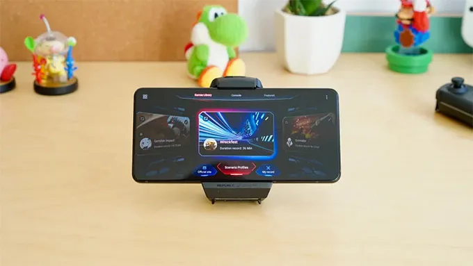 ROG Phone 9 Pro được trang bị màn hình AOLED 6,78 inch