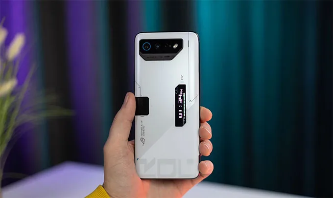 Thiết kế của ROG Phone 7 series đơn giản là không thay đổi
