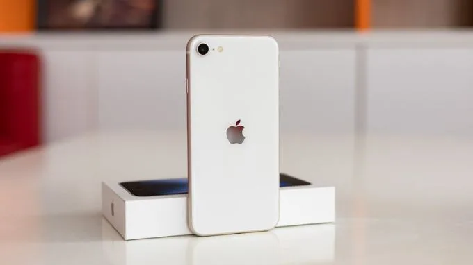 iPhone SE 2022 dưới 7 triệu