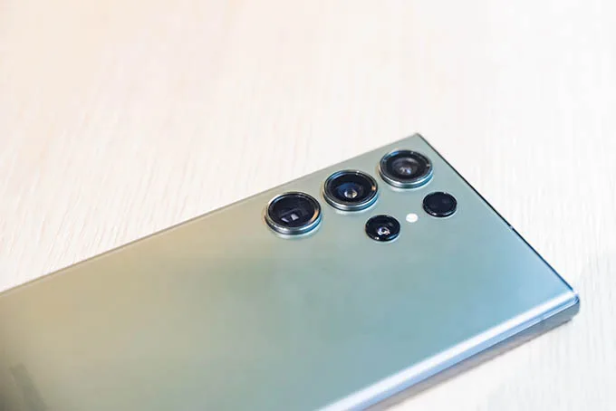 Camera 200MP xịn sò, bắt trọn mọi khoảnh khắc dù ngày hay đêm
