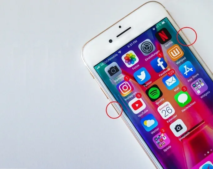 Hướng dẫn cách reset iPhone bằng phím cứng đối với iPhone 7/7 Plus