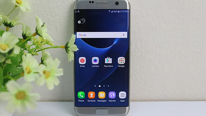 Galaxy-S7-Edge-My-Han-dieu-co-thiet-ke-dang-cap-sang-trong-XTMobile