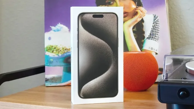 Vỏ hộp của iPhone 15 Pro Max