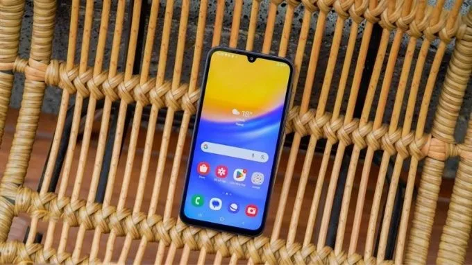 Bloatware sử dụng hết dung lượng lưu trữ 