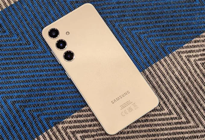 Galaxy S24 có tổng thể nhỏ gọn tốt hơn