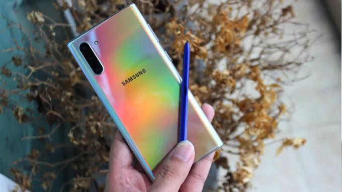 Galaxy Note 5G được tích hợp 3 camera