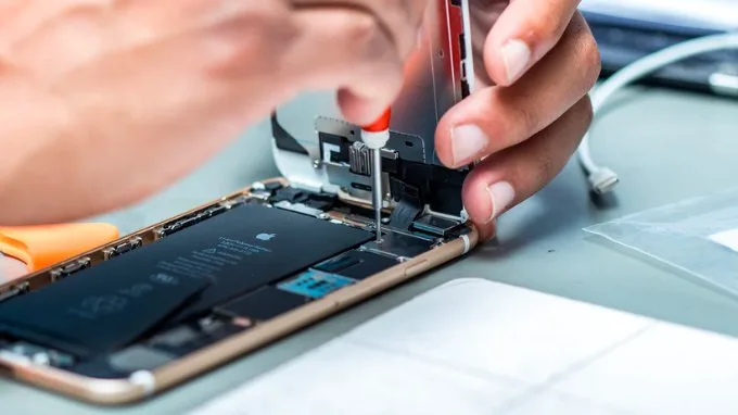 iPhone 15 Pro Max 512GB VN/A có chính sách bảo hành rõ ràng hơn