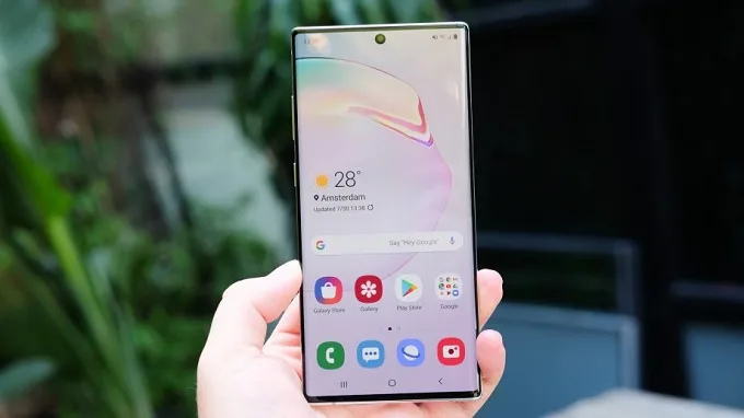 Đã đến lúc nâng cấp iPhone Xs Max lên Galaxy Note 10 Plus