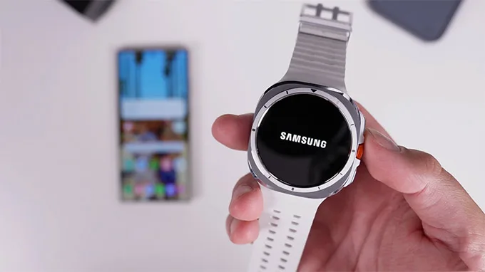 Đánh giá Galaxy Watch 8: Màn hình và khả năng điều hướng