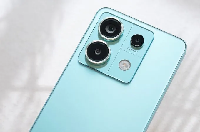 Cụm camera hầm hố trên Redmi Note 13 Pro