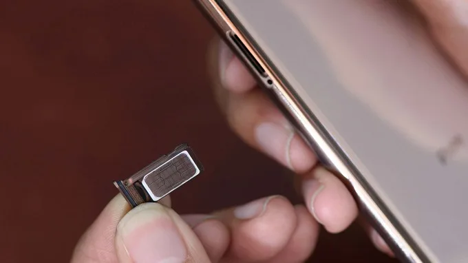 dual-sim-iphone-xs-max-xtmobile