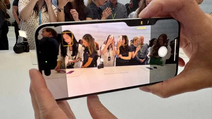 thông số điện thoại có camera zoom iPhone 16 Pro Max